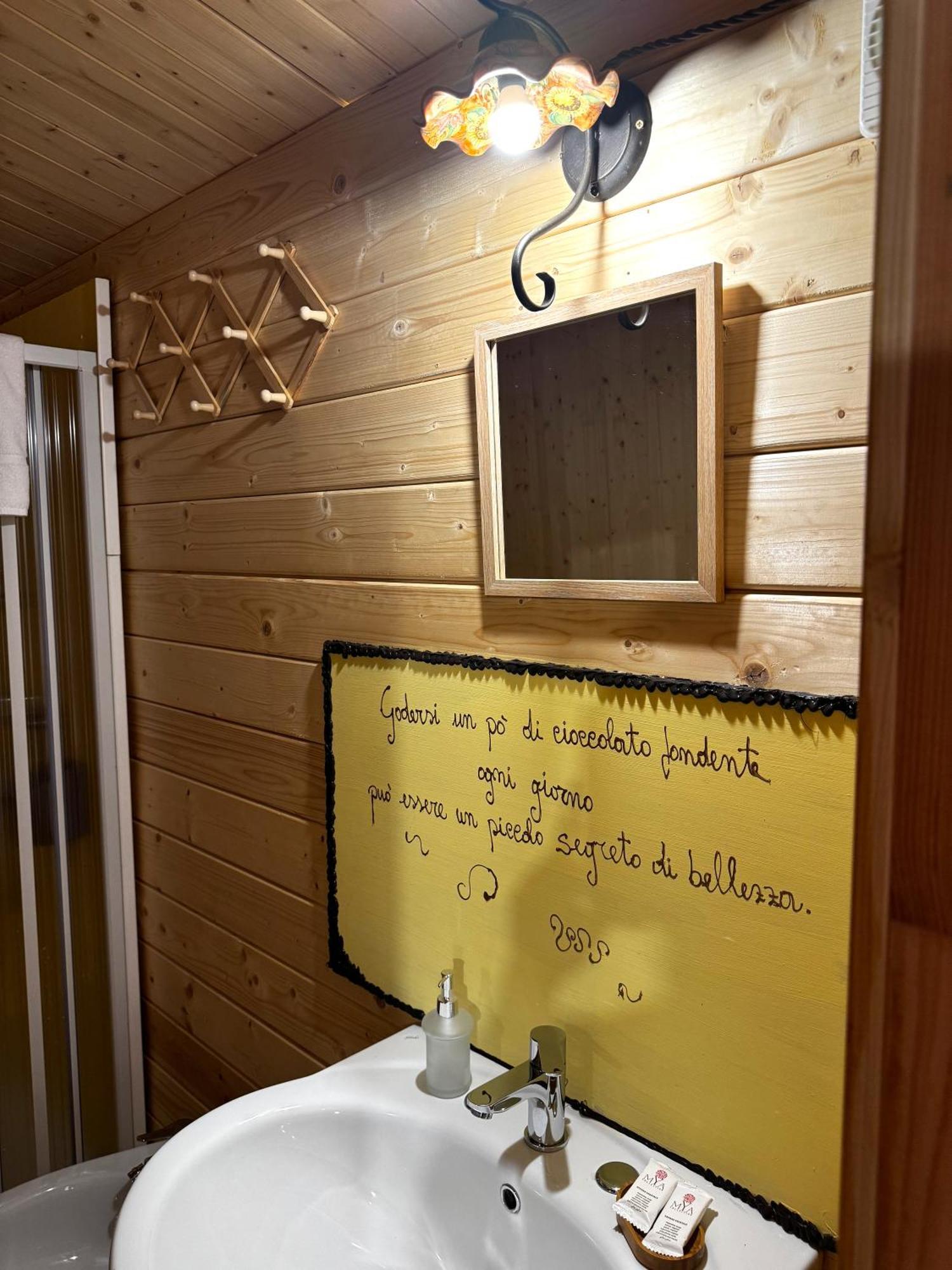 Choco B&B Telese Terme ภายนอก รูปภาพ